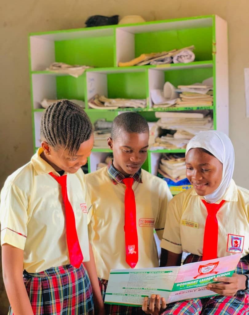 Dominant Leaders Schools students reading together